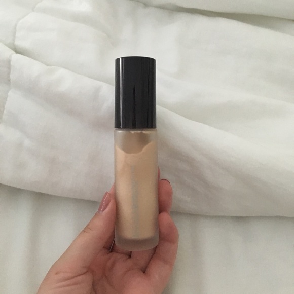 Becca backlight priming filter - Picture 3 of 3